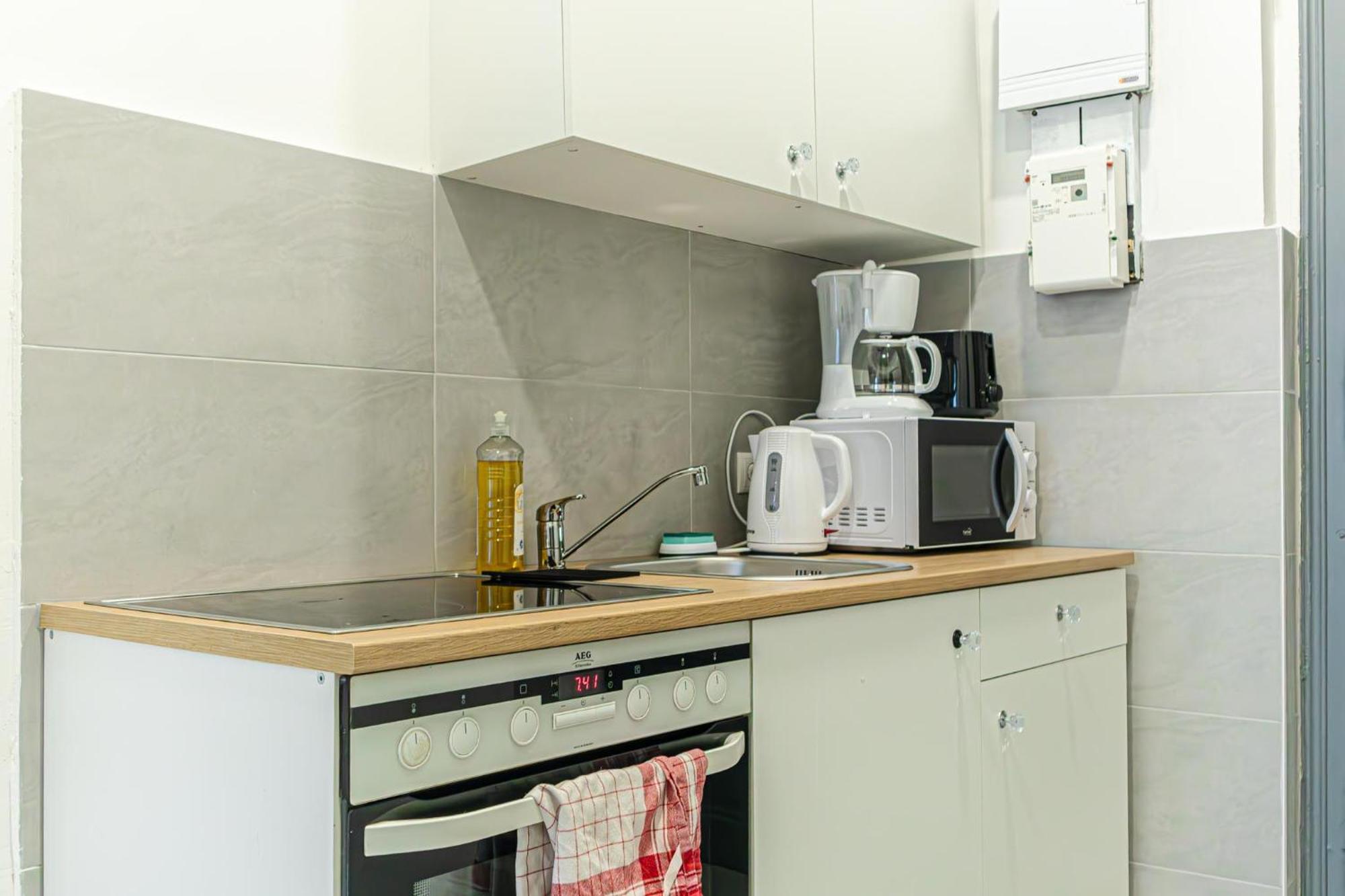 Stylish Studio Apartment Wiener Stadthalle Экстерьер фото